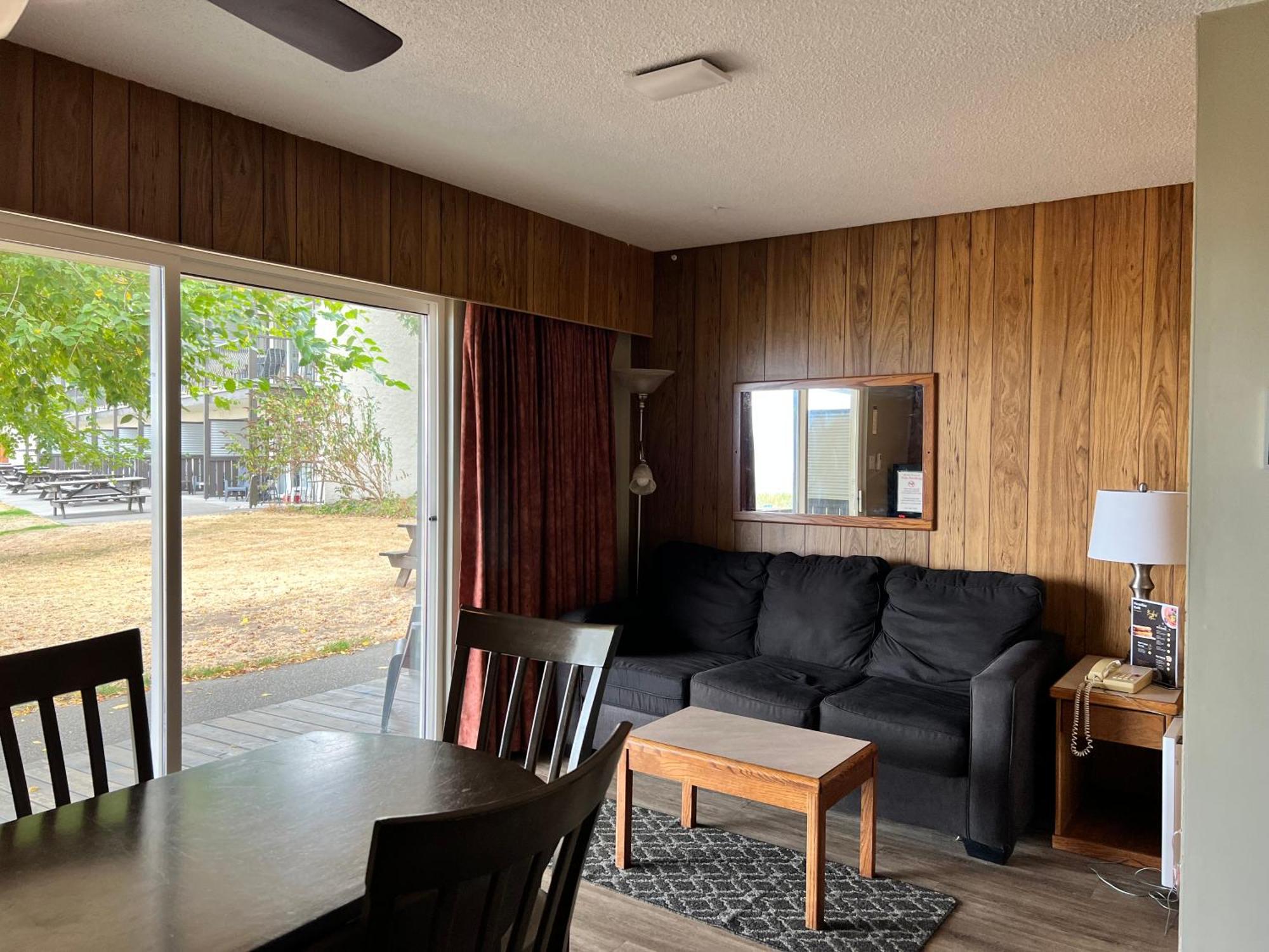 Sea Edge Motel Парксвилл Номер фото